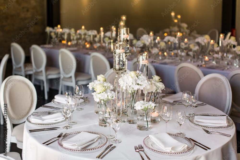 Elegante und klassische Hochzeitslocation Elegante und klassische Hochzeitslocation