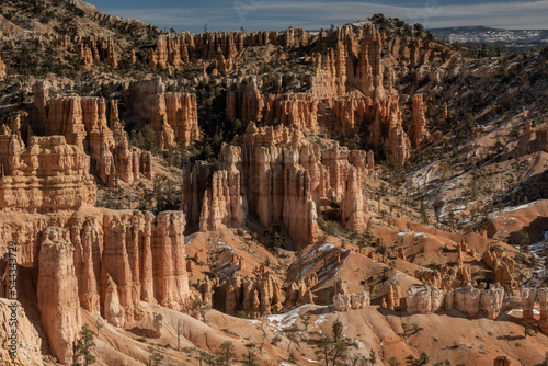 Valokuva Layers of Hoodoos in the Amphitheater of Bryce Canyon