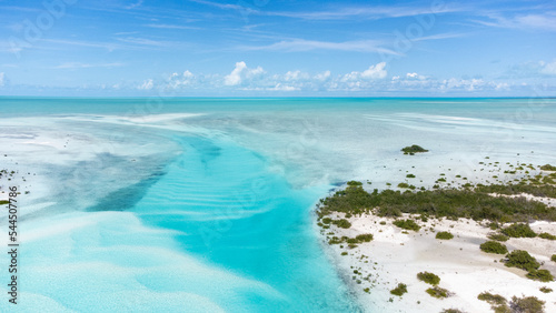 Sand bar - the Bahamas