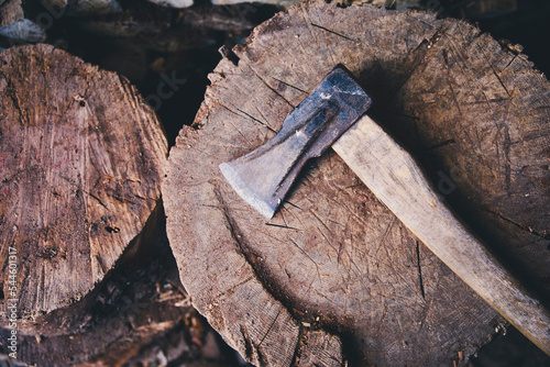 Photos beil zum hacken von brennholz