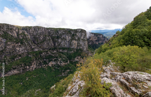 Griechenland - Monodendri - Vikos-Schlucht - Aussichtspunkt Oxia photo