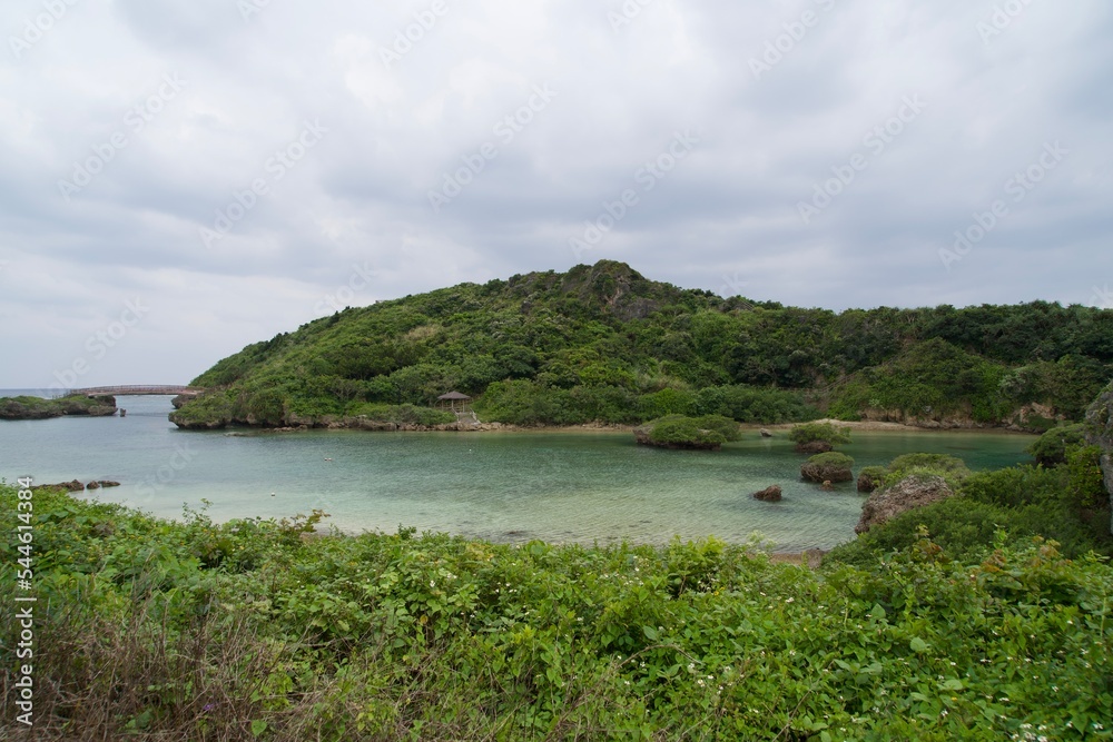Fototapeta premium Calm cove in the Imgya marine garden during cloudy weather