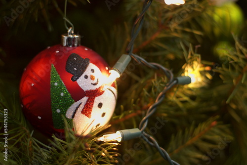 Snowman ornamente christmas tree