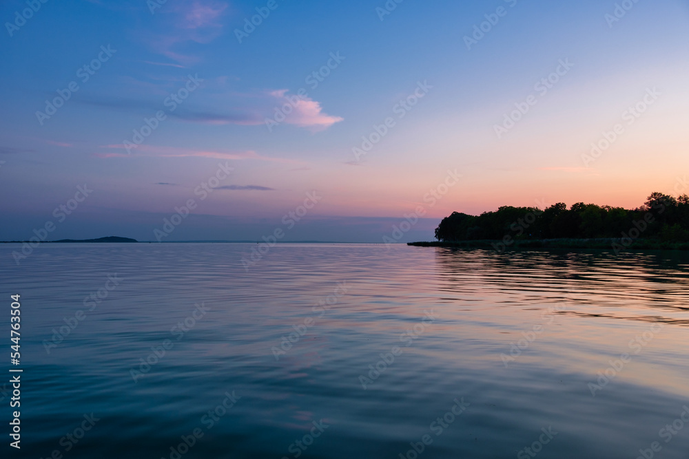 Obraz premium Summer twilight at Lake Balaton - Revfulop, Hungary