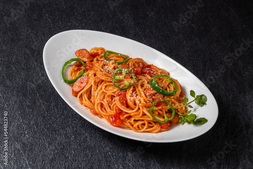 普通のナポリタン Spaghetti alla Napoletana Italian food