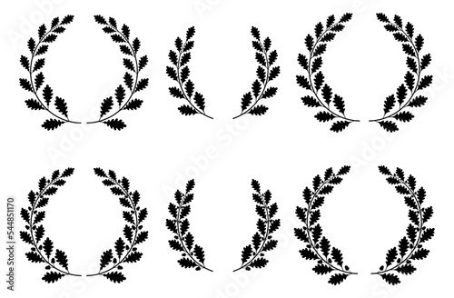 Wreath of oak