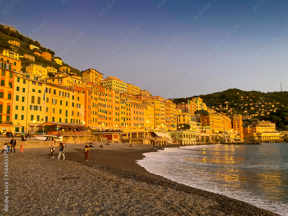 Obraz premium Camogli beach at sunset.