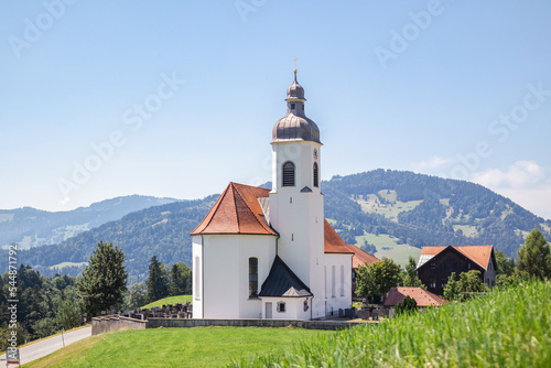 Pfarrkirche in Langenegg im Bregenzerwald / Vorarlberg / Österreich