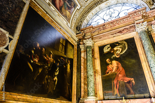 Roma, chiesa San Luigi dei Francesi,  con quadri di Caravaggio photo