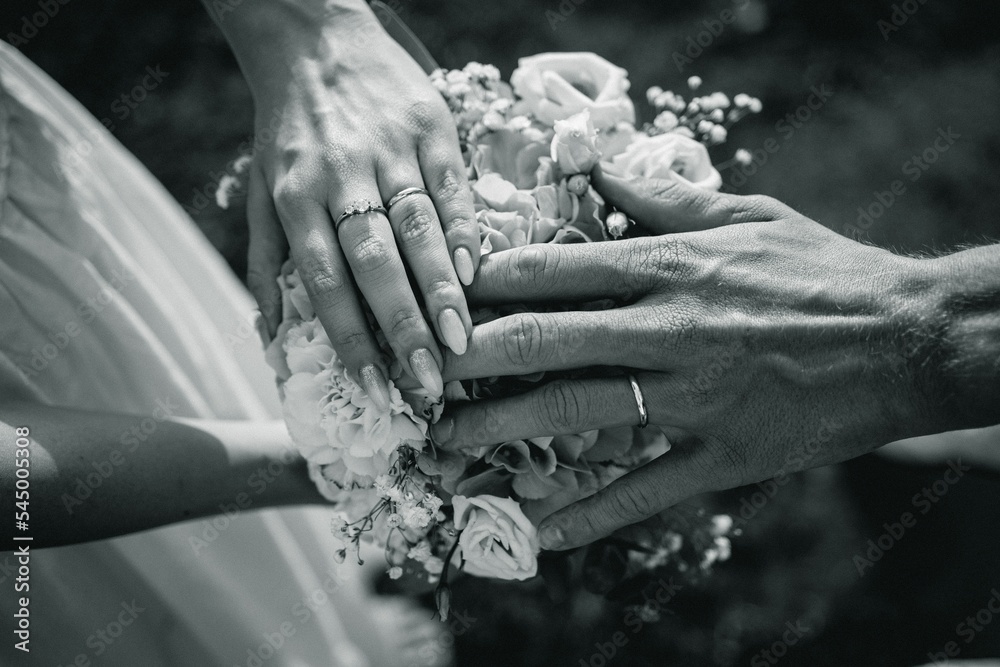 the hands of the newlyweds
