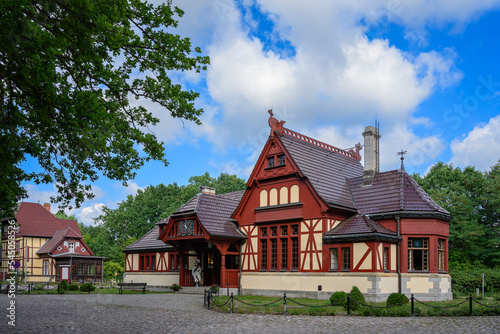 Kaiserpavillon und Empfangsgebäude des historischen 