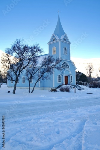 Canvas Print church in winter