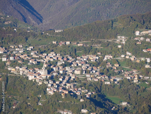 panorama della pianura bergamasca vista dal monte linzone photo