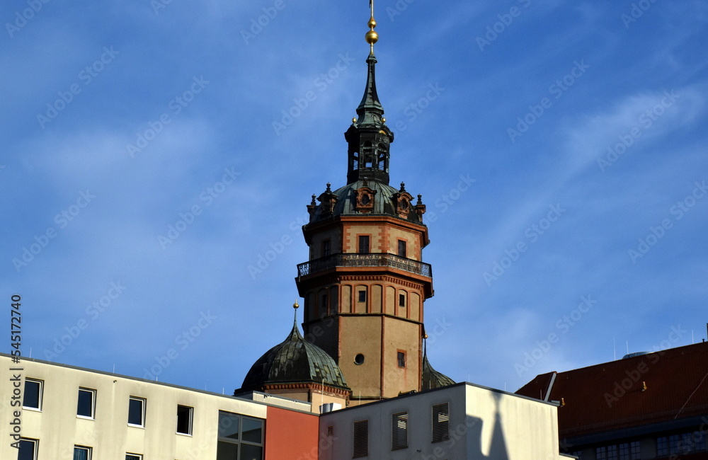 Turm hinter einer Hausfassade in Leipzig Turm hinter einer Hausfassade in Leipzig
