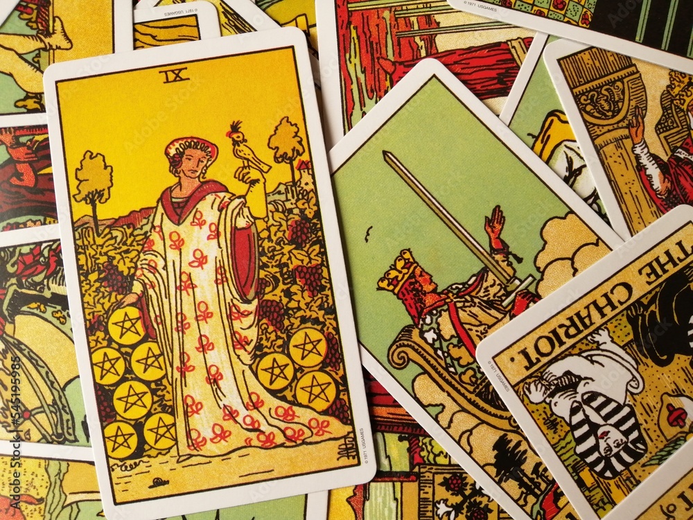 Moralsk uddannelse detaljer fisk Picture of the Nine of Pentacles tarot card from the original Rider Waite  tarot deck with mixed tarot cards in the background Stock-foto | Adobe Stock
