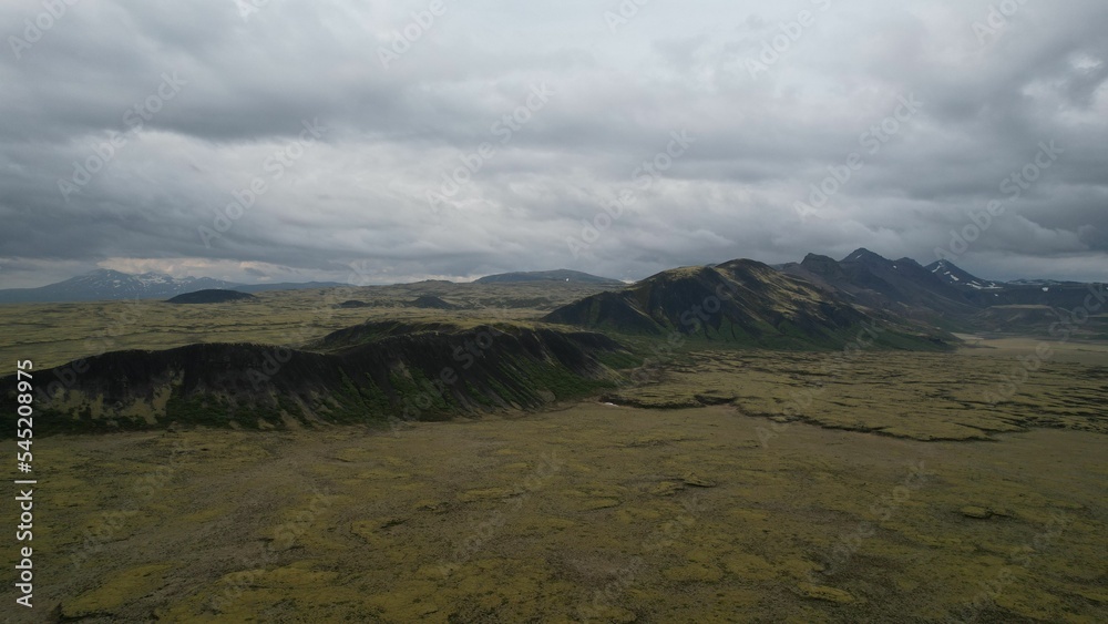 Fototapeta premium View of the hills on a cloudy day