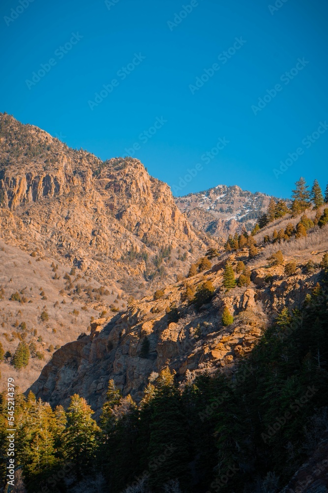 Vertical shot of a beautiful mountainous region found in Utah on a sunny day
