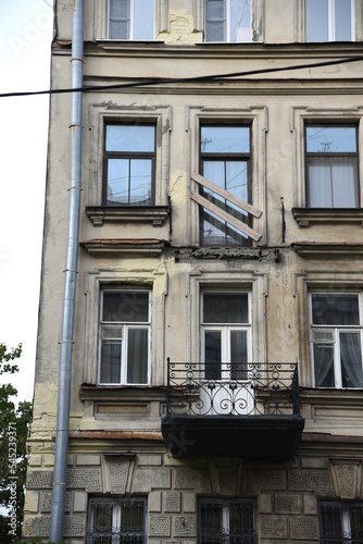 An old building in St. Petersburg, in need of repair.