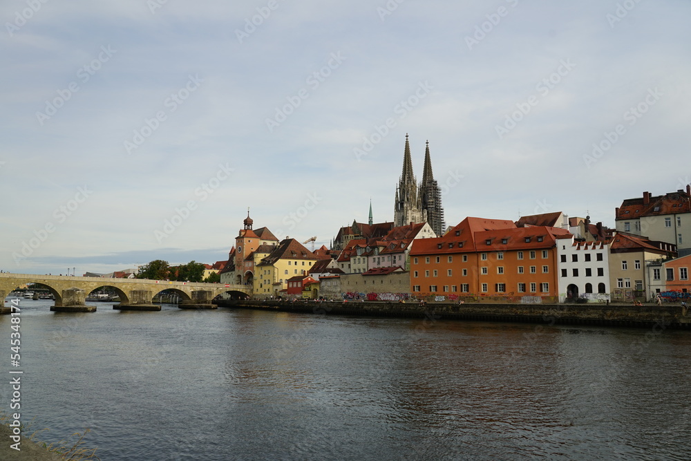 Blick auf die Regensburger Wahrzeichen und Altstadt