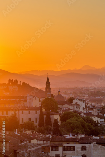 Skyline view at Florence in sunset © Lars Johansson
