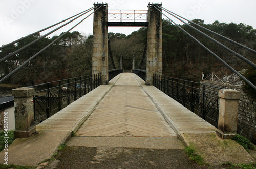 Canvas Print Le Bono - Pont Suspendu