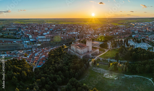 Fototapeta Naklejka Na Ścianę i Meble -  Aerial view of the Spanish town of Medina del Campo in Valladolid, with its famous castle Castillo de la Mota in the foreground.