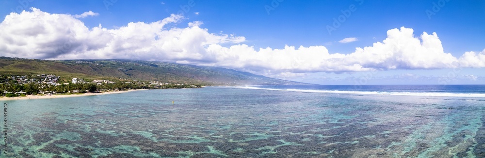 Panoramic of a transparent ocean water in the daytime