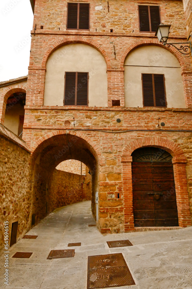 Montisi, borgo medievale in provincia di Siena. Toscana, Italy