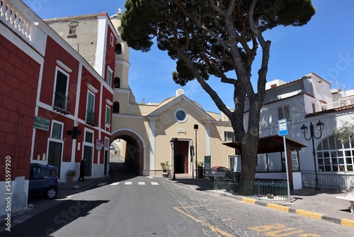 Serrara Fontana - Chiesa di Santa Maria del Carmine da Piazza Iacono