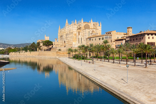 Catedral-Basilica de Santa Maria de Mallorca in Palma  Balearic Islands  Spain. Sunny Day.
