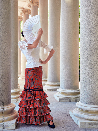 Flamenco dancer with white fan