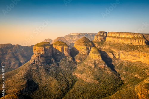 Fototapeta Blyde River Canyon, the largest green canyon in the world, fragment of the Panorama Route and The Three Rondavels (three dolomite peaks), South Africa