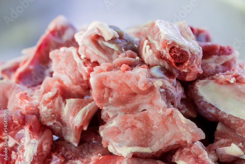 sliced pork ribs Clean for preparing food.
