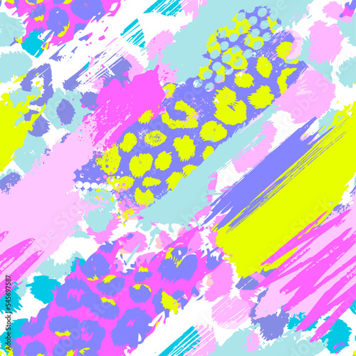 Abstract seamless chaotic leopard print. Grunge texture background. Wallpaper for girls. Fashion style pattern. Animal print