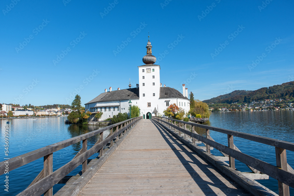bridge to Ort Castle, lake Traunsee, tourist destination gmunden, Salzkammergut