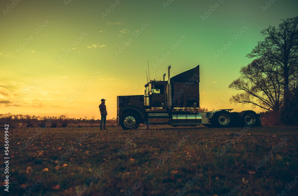 Fototapeta premium Semi Truck Driver in Front of His Vehicle