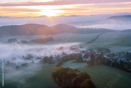 Sonnenaufgang über Papstdorf photo