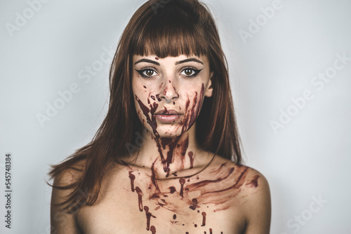 ragazza killer cannibale sangue photo