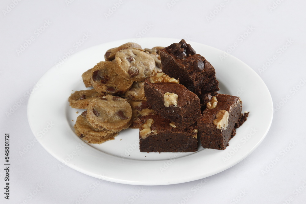 chocolate chip cookies and walnut and dark chocolate brownies chocolate chip cookies and walnut and dark chocolate brownies