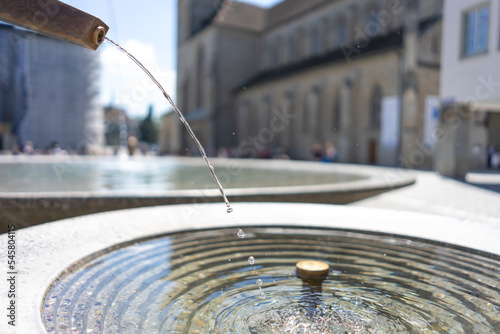 munsterhof fountain photo