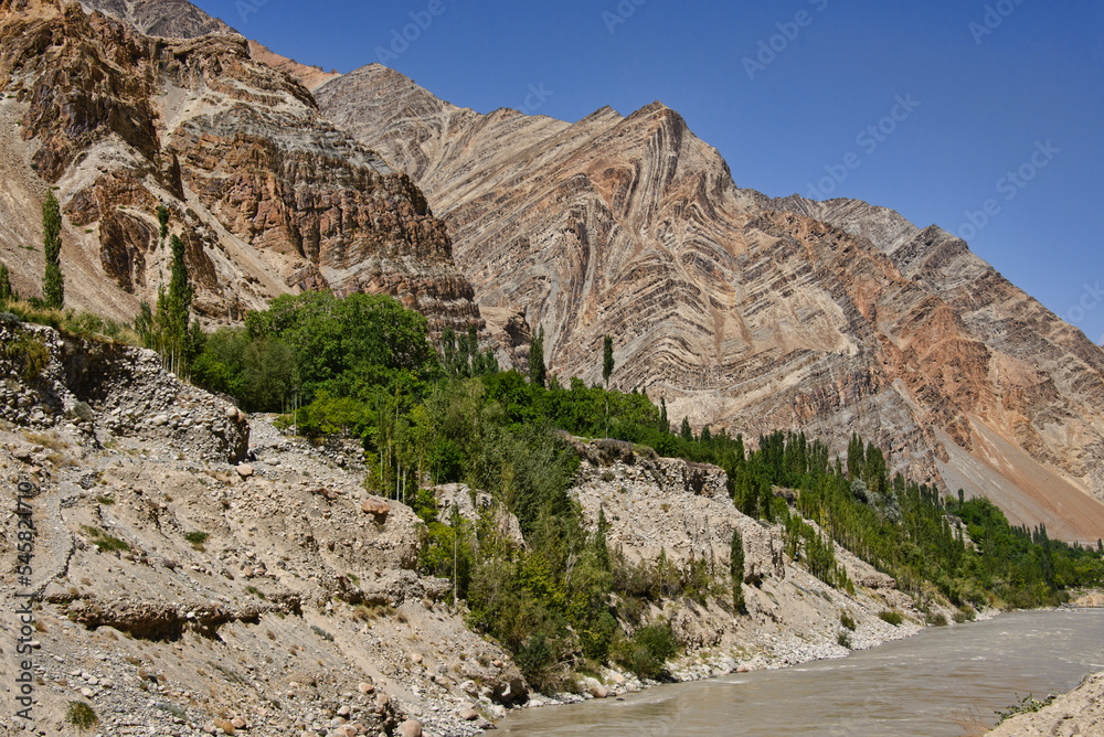 Fototapeta premium The confluence of the Zanskar and Indus rivers, Ladakh, India