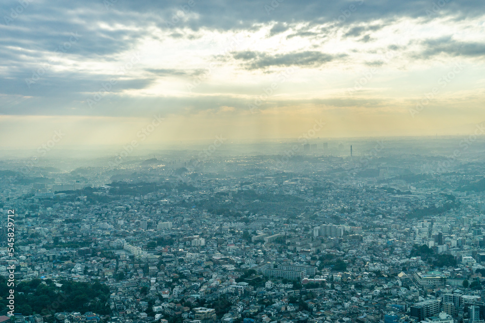 Fototapeta premium 神奈川県横浜市みなとみらいの都市風景