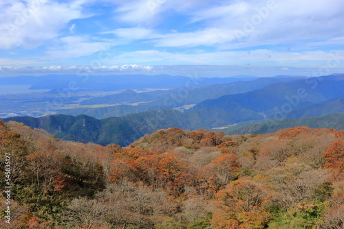 伊吹山からの湖北の眺め