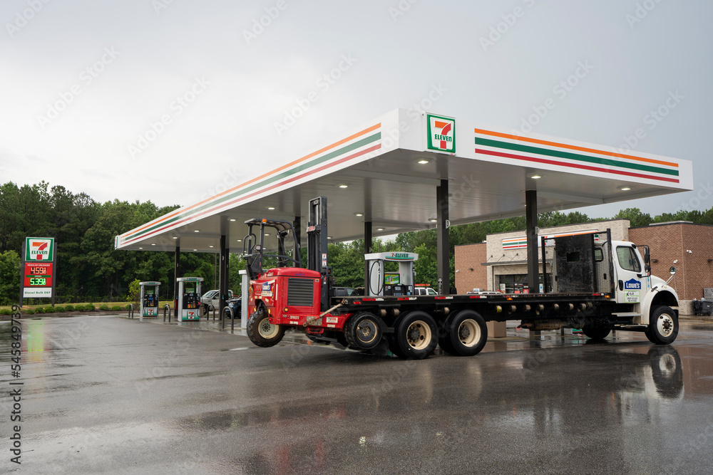 Spartanburg, SC, USA June 17, 2022 A 7Eleven gas station in
