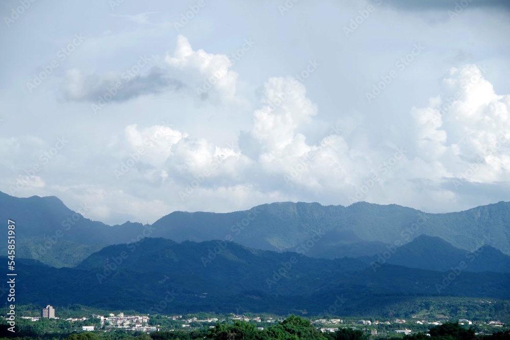 台湾　阿里山の山々の風景
