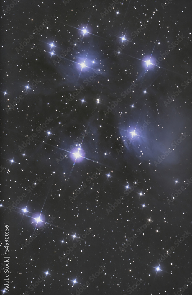 Fototapeta premium Les Pléiades amas d'étoiles objet M45