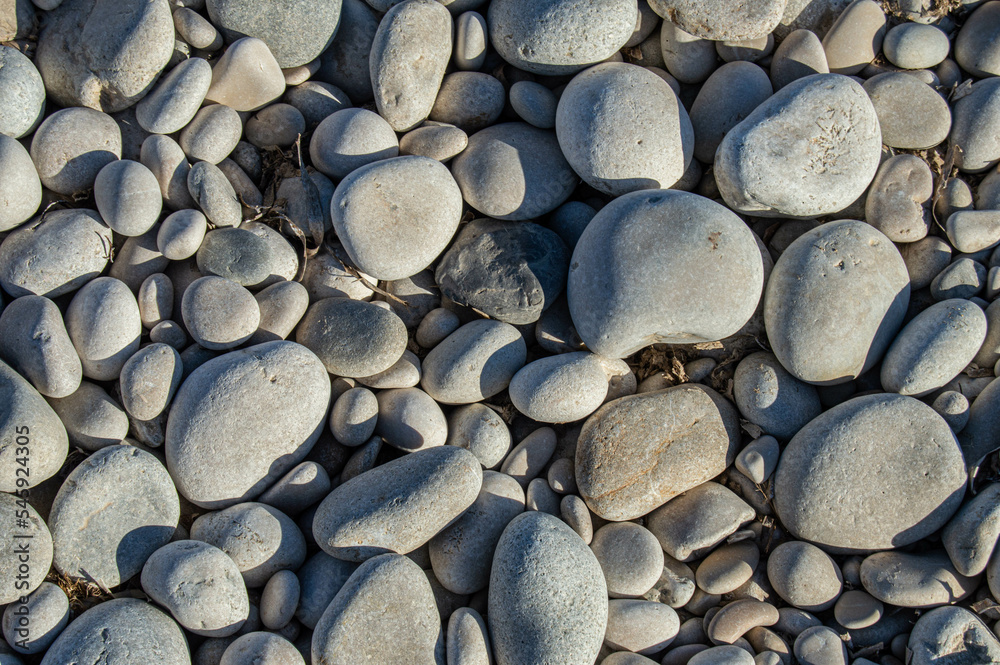 Fondo para escribir de las piedras blancas de la playa del pueblo de Altea en Alicante con diferentes enfoques en un día de invierno en nuestras vacaciones. Fondo para escribir de las piedras blancas de la playa del pueblo de Altea en Alicante con diferentes enfoques en un día de invierno en nuestras vacaciones.