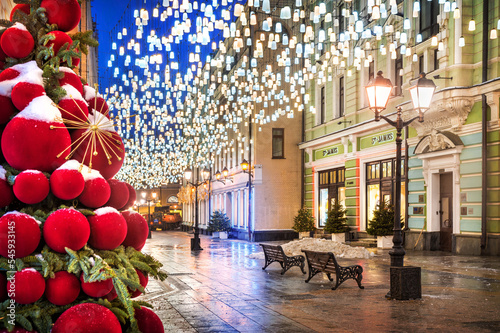 New Year in Stoleshnikov lane and red balloons, Moscow