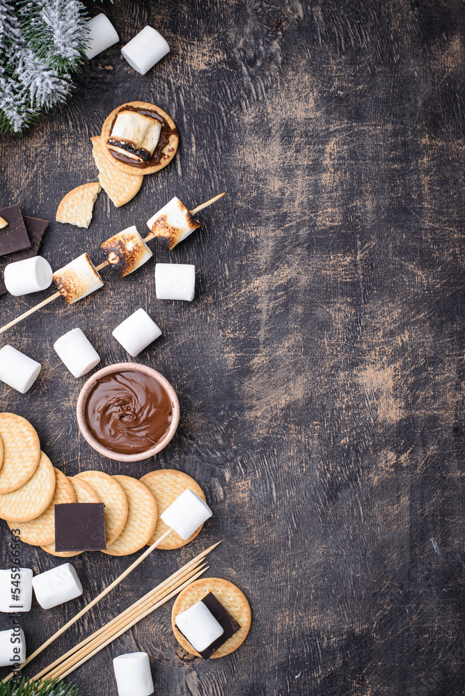 Smores with marshmallow, chocolate and crackers