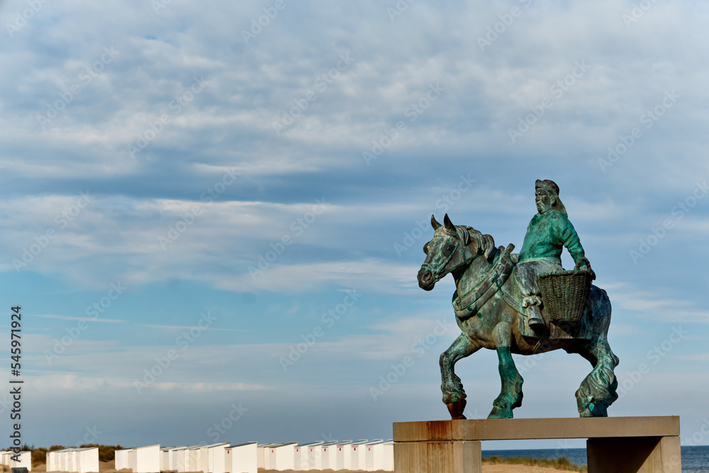 statue of shrimp fishermen on horseback on the beach of Oostduinkerke, Belgium
statue of shrimp fishermen on horseback on the beach of Oostduinkerke, Belgium